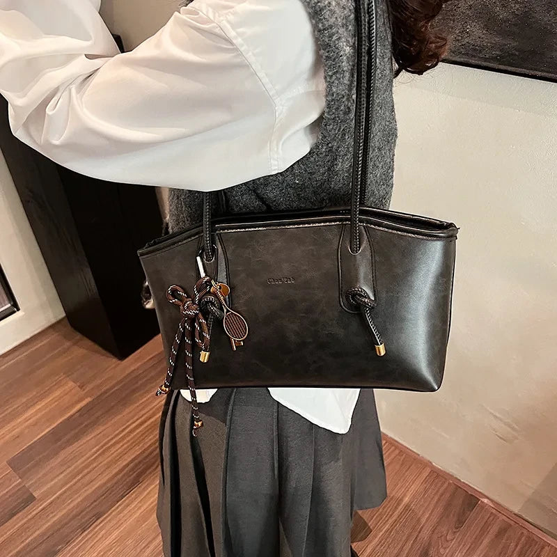 Seryfani Essentials Luxury Pendant Shoulder Bag